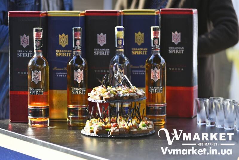 Купить Водка "Украинский дух" с перцем в коробке, 0.7л с доставкой Киев, Авдеевка, Акимовка, Александрия,   Александровка, Бережаны, Березанка, Березино, Березовка, Берислав, Бершадь, Близнюки, Бобринец, Бобровица, Богодухов,   Богуслав, Болград, Болехов, Коломыя, Компанеевка, Комсомольск, Конотоп, Константиновка, Кореиз, Корец, Короп, Коростень, Коростышев, Корсунь-Шевченковский, Корюковка, Косов, Костополь, Котельва, Котовск, Краматорск, Красилов, Красноармейск, Красноград,   Краснодон, Александровка, Алупка, Алушта, Алчевск, Амвросиевка, Антрацит, Апостолово, Арбузинка, Армянск,  Артемовск, Дубно, Дубровица, Дунаевцы, Евпатория, Еланец,   Емильчино, Енакиево, Жашков, Желтые Воды, Жидачев,  Белая   Церковь, Белгород-Днестровский, Беловодск, Белогорск, Белогорье, Белозерка, Белополье, Беляевка, Бердичев, Бердянск,   Берегово,  Торез, Троицкое, Тростянец, Трускавец, Тульчин, Турийск, Турка,Тячев, Ужгород, Украинка,   Ульяновка, Умань, Устиновка, Фастов, Феодосия, Фрунзовка, Харцызск, Харьков, Херсон, Хмельник, Хмельницкий, Хорол,   Хотин, Христиновка, Хуст, Харичанка,  Борзна, Борислав, Борисполь, Боровая, Бородянка, Борщев, Боярка, Бровары, Броды, Брусилов,   Брянка, Бузуков, Бурштын, Бурынь, Буск, Бучач, Валки, Варва, Васильевка, Васильков, Васильковка, Великая Белозерка,   Великая Новоселка, Верхнеднепровск, Верхов, Верховина, Веселиново, Веселое, Вижница, Винница, Виноградов, Виньковцы,   Вишневое, Житомир, Жмеринка, Жолква, Арциз, Ахтырка, Балаклея, Балта, Бар, Барановка, Барвенково, Барышевка, Бахмач, Бахчисарай, Баштанка, Владимир-Волынский, Владимирец, Вознесенск, Волноваха, Воловец, Володарка, Володарское, Волочиск, Волчанск,  Киверцы, Килия, Кировоград, Кировск, Кировское, Кицмань, Кобеляки, Ковель, Кодыма, Козелец, Козельщина, Козова, Козятин, Коломак, Краснокутск, Красноперекопск, Краснополье, Красные Окны, Красный Лиман, Красный Луч, Кременчуг, Кривой Рог,   Куйбышево, Днепр, Днепрорудное, Доброполье, Добрянка, Докучаевск,   Долина, Долинская, Доманевка, Донецк, Драбов, Дрогобыч, Дружковка,  Залещики, Запорожье,Монастыриска, Монастырище, Моршин, Мостиска, Мукачево, Мурованые Куриловцы, Народичи,   Недригайлов, Нежин, Немиров, Нетишин, Нижние Серогозы, Николаев, Никополь, Новая Каховка, Новая Одесса, Новая Ушица, Згуровка, Здолбунов, Зеньков, Змиев, Знаменка, Золотоноша, Золочев, Ивано-Франковск, Ивановка, Иванычи, Измаил, Изюм, Изяслав, Илларионово, Ильинцы, Ильичевск, Ирпень, Иршава, Ичня, Кагарлык, Казанка, Казатин, Каланчак, Калиновка, Калуш,  Вольногорск, Вольнянск, Врадиевка, Высокополье, Вышгород, Гадяч, Гайворон, Гайсин, Галич, Гаспра, Геническ, Герца,   Глеваха, Глобино, Глухов, Глыбокая, Голая Пристань, Голованевск, Горловка, Горностаевка, Городенка, Городище, Городня,   Городок, Горохов, Гоща, Гребенка, Гуляйполе, Гурзуф, Гусятин, Двуречная, Дебальцево, Демидовка, Деражня, Новоукраинка,   Новояворовск, Новые Санжары, Новый Буг, Носовка, Обухов, Овидиополь, Овруч, Одесса, Днепродзержинск,  Заречное,   Заставна, Дергачи, Джанкой,  Кулиничи, Купянск, Ладыжин, Лисичанск, Лозовая, Лопатин, Лохвица, Лубны, Луганск, Луцк, Львов, Люботин, Макеевка, Мангуш, Марганец, Мариуполь, Марьинка, Мелитополь, Мена, Мерефа, Миргород, Михайловка, Млинов, Могилев-Подольский, Молодецкое, Дзержинск, Диканька, Каменец-Подольский, Каменка, Каменка-Бугская, Каменка-Днепровская, Камень-Каширский, Канев, Карловка, Катеринополь, Новгород-Северский, Новгородка, Новоазовск, Новоайдар, Новоархангельск,    Ракитное, Ратнов, Рахов, Репки, Решетиловка, Ровеньки, Ровно, Рогатин, Рожище, Рожнятов, Розовка, Романов, Ромны,   Рубежное, Ружин, Саврань, Садовое, Саки, Самбор, Сарата, Сарны, Сахновщина, Свалява, Сватово, Свердловск, Светловодск,   Севастополь, Северодонецк, Селидово, Семеновка, Семеновка, Середина-Буда, Симферополь, Синельниково, Скадовск, Новоселица, Новотроицкое,  Зачепиловка, Збараж, Зборов, Звенигородка, Каховка, Кегичевка, Кельменцы, Керчь,Онуфриевка, Оратов,   Орджоникидзе, Орехов, Оржица, Острог, Очаков, Павлоград, Первомайск, Первомайский, Первомайское, Перевальск,   Перемышляны, Перечин, Переяслав-Хмельницкий, Першотравенск, Першотравенск, Петрово, Петропавловка, Печенеги,   Пирятин, Погребище, Подволочиск, Подгайцы, Полесское, Пологи, Полонное, Полтава, Попасная, Попельня, Приазовское,   Прилуки, Приморск, Пустомыты, Путивль, Путила, Пятихатки, Радехов, Радомышль, Радывылив, Разде   Сквира, Сколе, Славута, Славутич, Славяносербск, Славянск, Нововолынск, Нововоронцовка, Новоград-  Волынский, Новоднестровск, Новомиргород, Новомосковск, Новопсков, льная, Раздольное, Смела, Снежное, Снигиревка, Снятин, Сокаль, Сокиряны, Соленое, Сосница, Сосновка, Софиевка, Ставище, Старая Выжевка, Старая Синява, Старобельск, Старобешево, Старое село, Староконстантинов, Старый Самбор, Стаханов, Сторожинец, Стрый, Судак, Сумы, Счастье, Талалаевка, Тальное, Тараща, Тарутино, Татарбунары, Тельманово, Теофиполь, Теплик, Теребовля, Терновка, Тернополь, Тетиев, Тлумач, Токмак,   Томаковка, Томашполь, Цюрупинск, Олешки, Чаплинка, Чемеровцы, Червоноармейск, Черноморск,   Червоноград, Черкассы, Черневцы, Чернигов, Черниговка, Черновцы, Черногородка, Черняхов, Чортков, Чугуев, Чутово, Шаргород, Шахтерск, Шацк, Шепетовка, Широкое, Ширяево, Шишаки, Шостка, Шпола, Шумск, Щорс, Энергодар,   Южноукраинск, Южный, Яворов, Яготин, Ялта, Ямполь, Яремча, Ярмолинцы, Ясиноватая, Украина