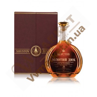 Коньяк марочный "Золотой Дюк" в ларце 0.7л Шустов с доставкой вся Украина